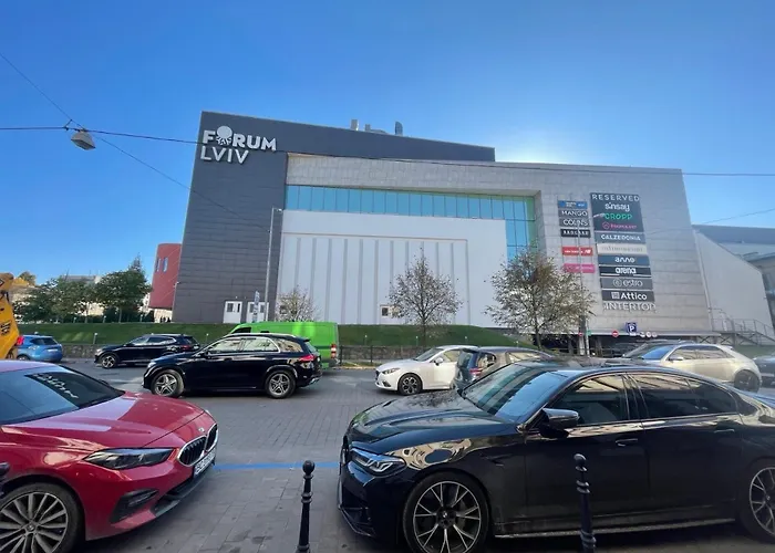 під дубом 10, біля тц форум Apartamento Leópolis