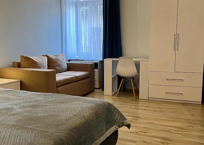 під дубом 10, біля тц форум Apartamento *